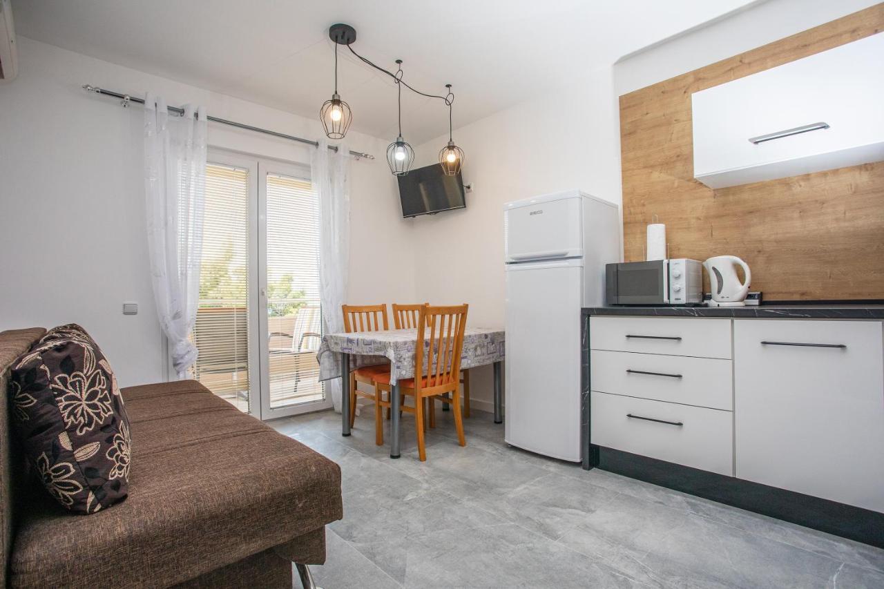 Apartments Nedo Dalmatia Omiš Εξωτερικό φωτογραφία